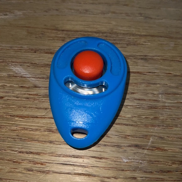 Pro Dog Training Clicker - Picture 6 of 8